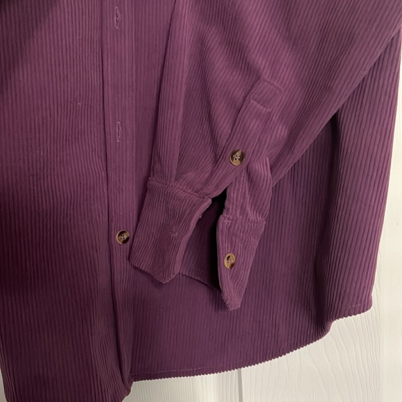 Corduroy shacket/button up - Picture 6 of 8